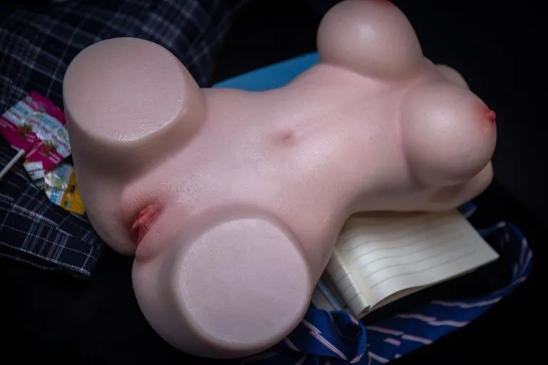 5.68KG Portable Mini Silicone Sex Doll for Beginners